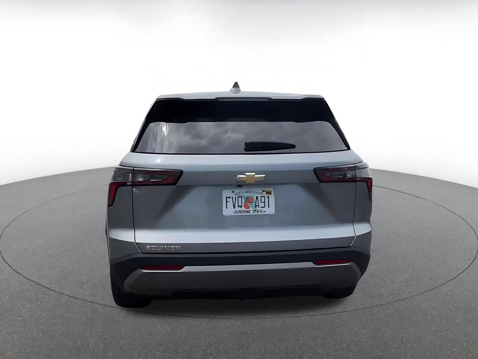 Used 2025 Chevrolet Equinox LT FWD image 12