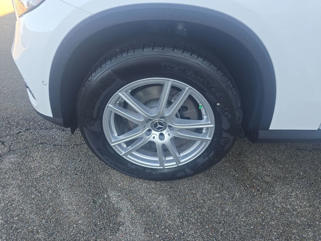 New 2026 Mercedes-Benz GLC 300 4MATIC image 23