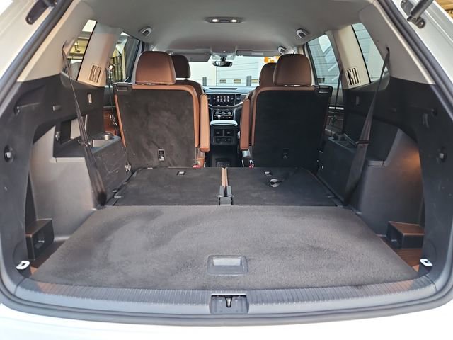 Used 2023 Volkswagen Atlas SE w/ Black Wheel Package image 17