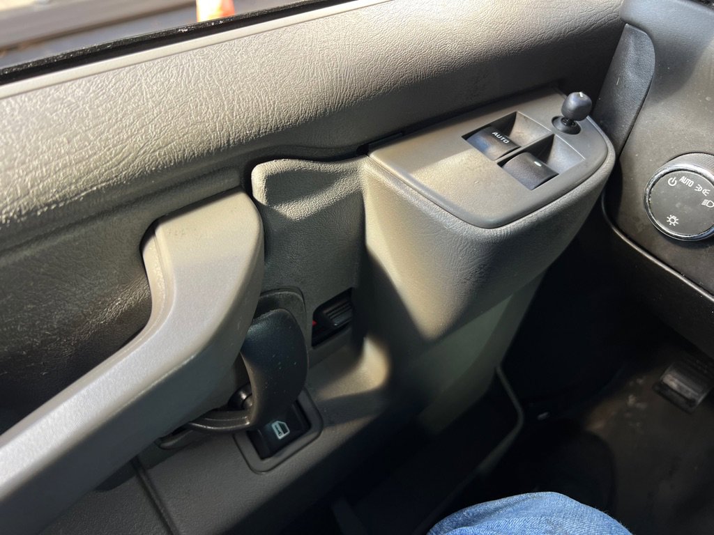 Used 2021 GMC Savana 2500 w/ Driver Convenience Package image 22