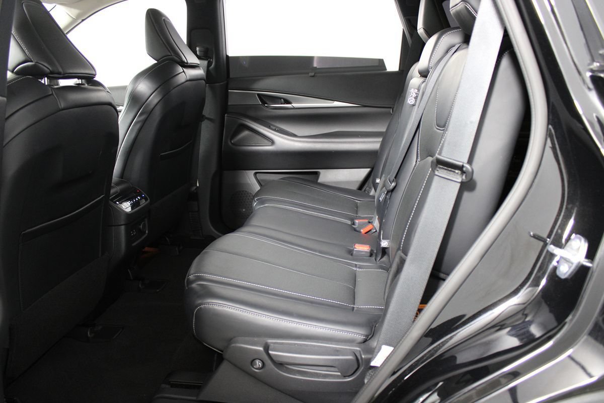 Used 2023 INFINITI QX60 Luxe w/ Cargo Package AWD/4WD image 36
