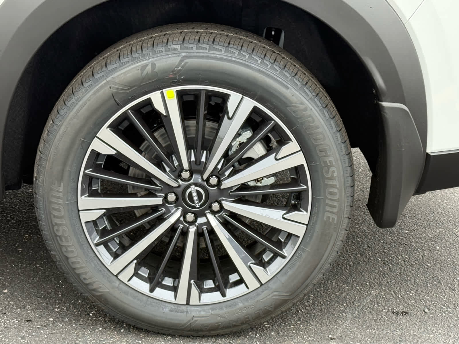 New 2026 Nissan Pathfinder Platinum image 7