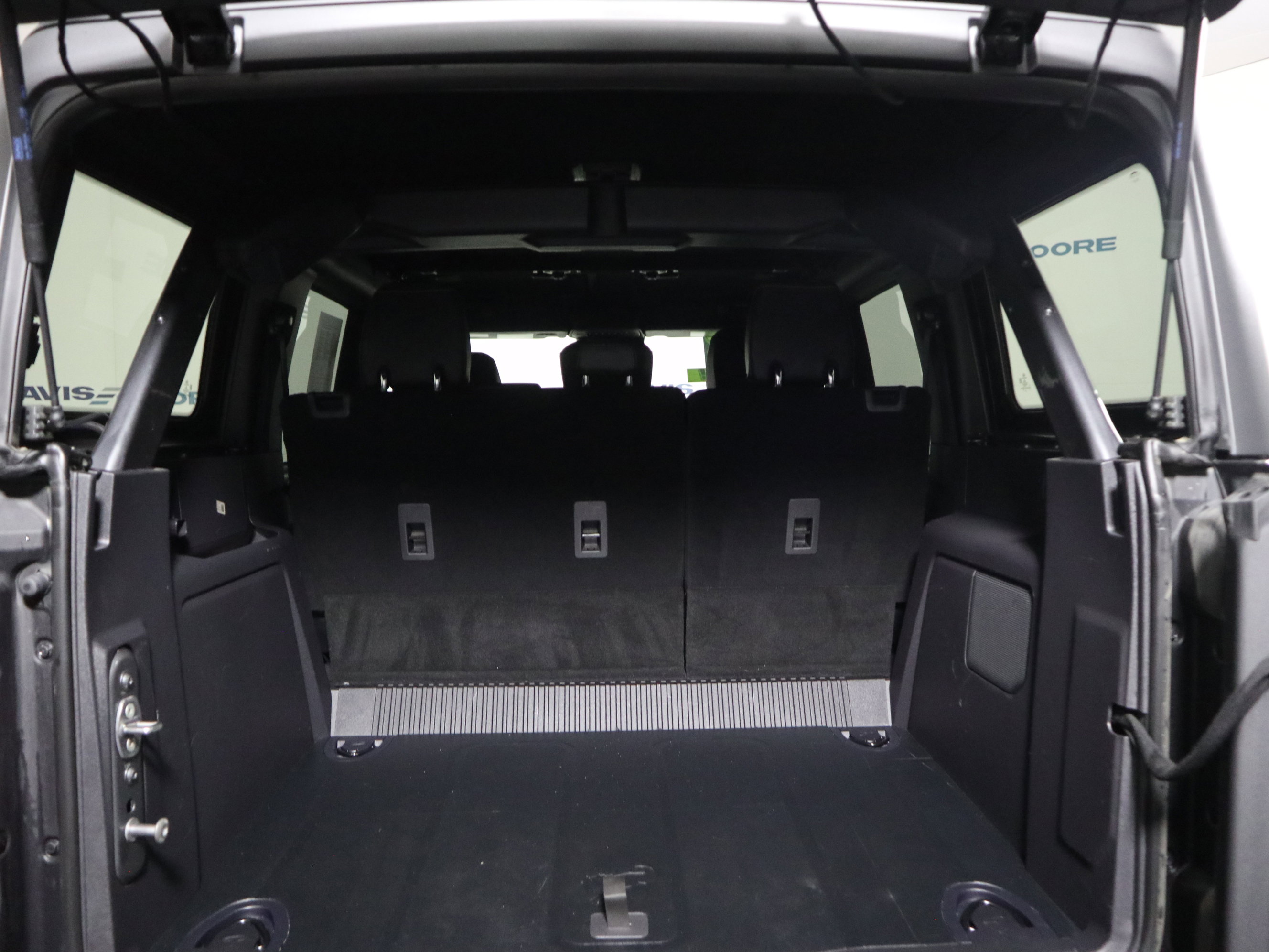 Used 2023 Ford Bronco Badlands image 8