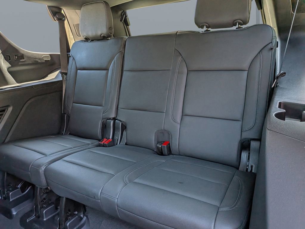 Used 2024 Chevrolet Tahoe Z71 w/ Luxury Package image 14