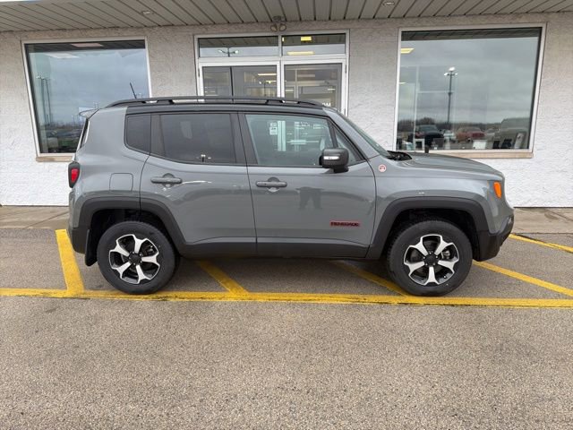 Certified 2021 Jeep Renegade Trailhawk w/ Trailer Tow Group image 2