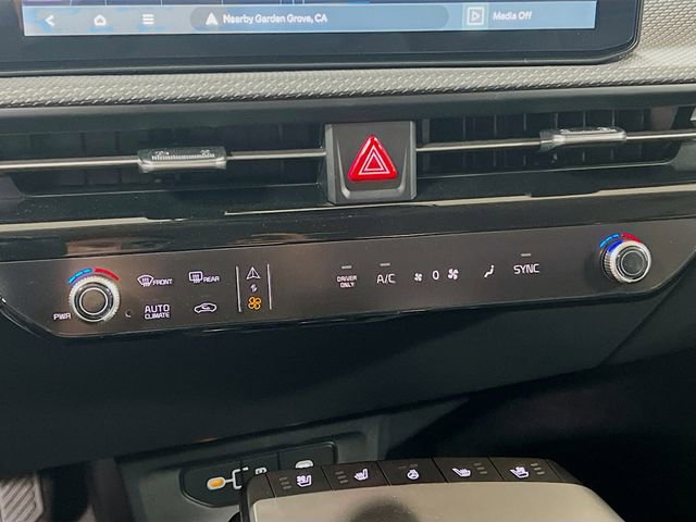 New 2025 Kia EV6 Wind image 16
