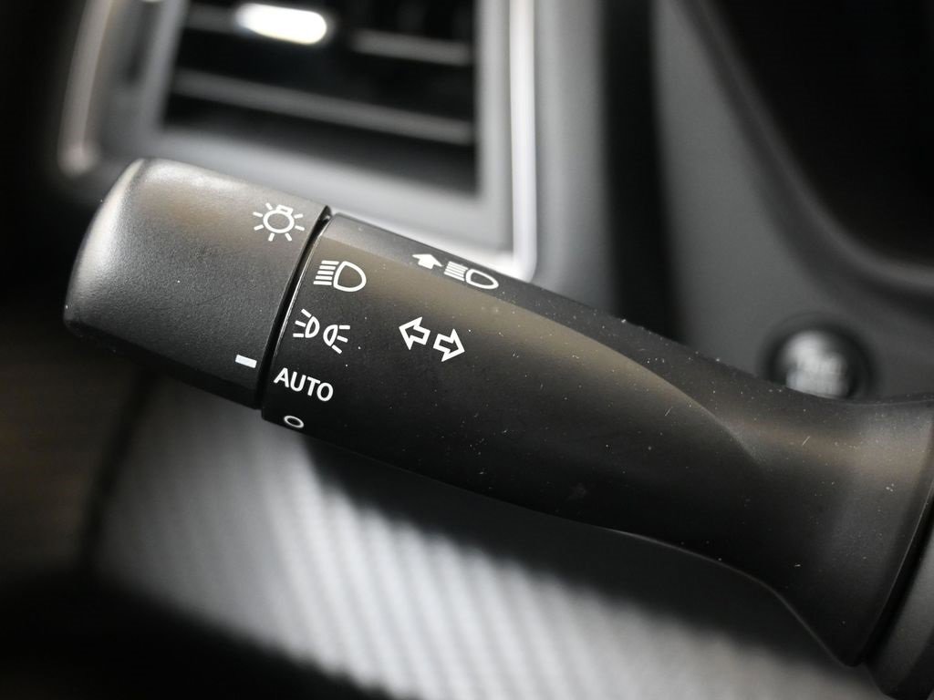 Certified 2024 Subaru Ascent Premium w/ Convenience Package image 29