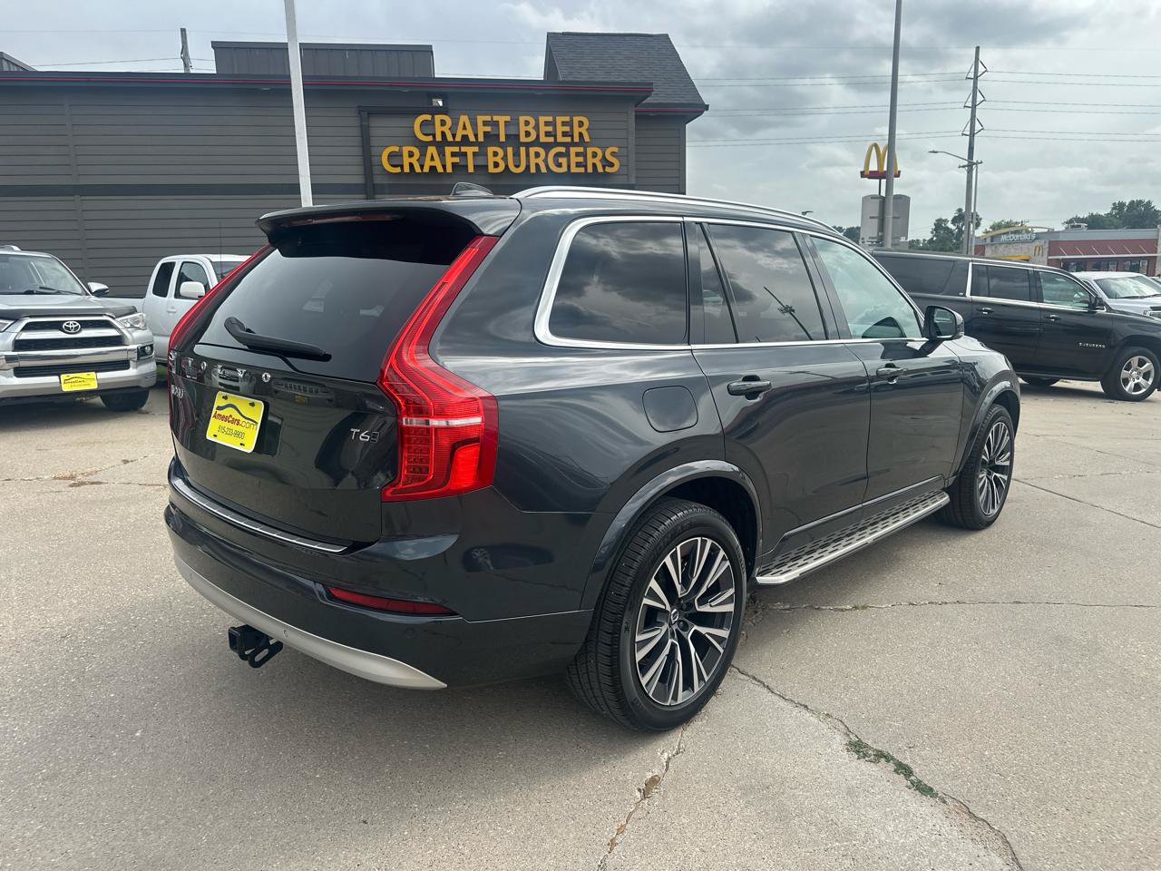 Used 2022 Volvo XC90 T6 Momentum w/ Advanced Package AWD/4WD image 3