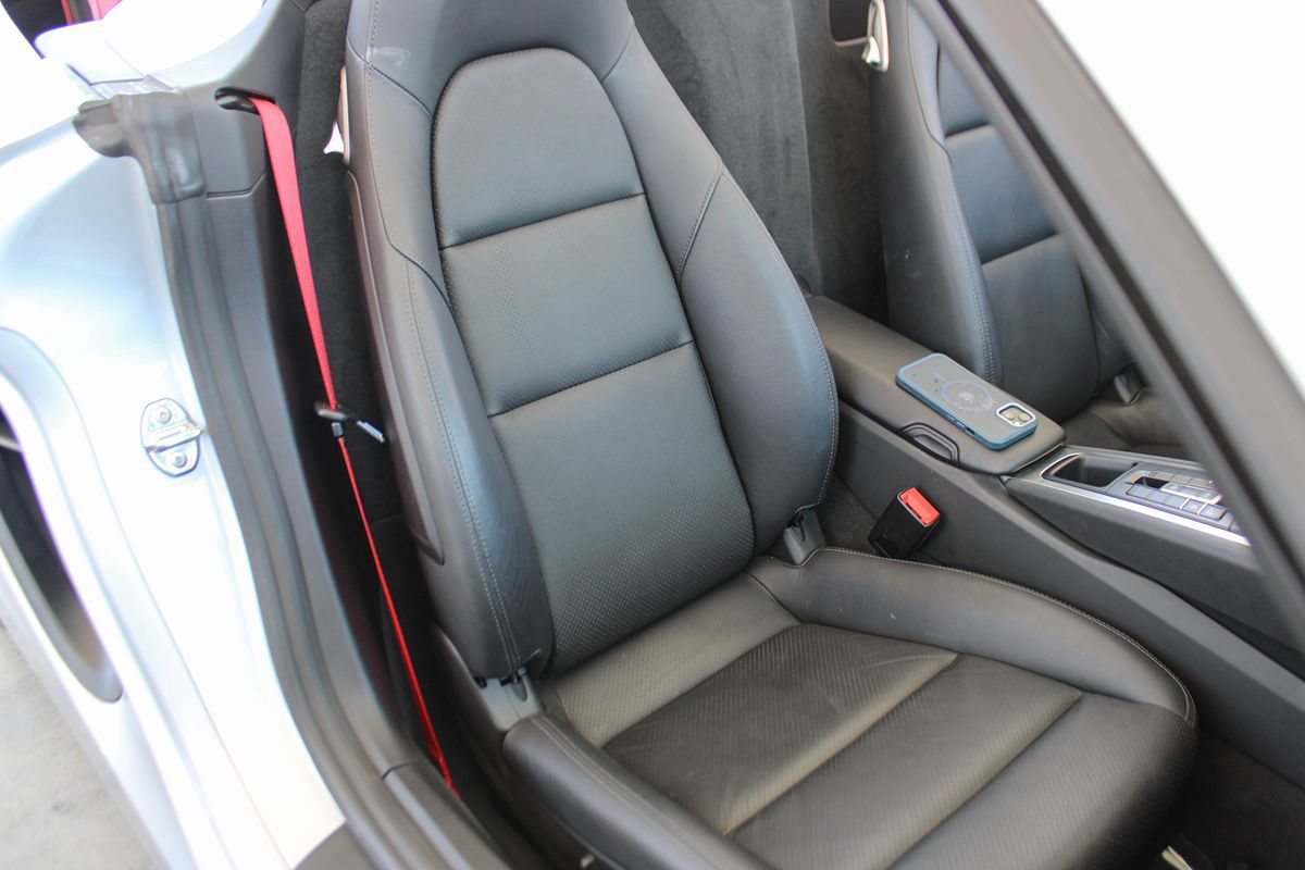 Used 2014 Porsche Boxster RWD image 23