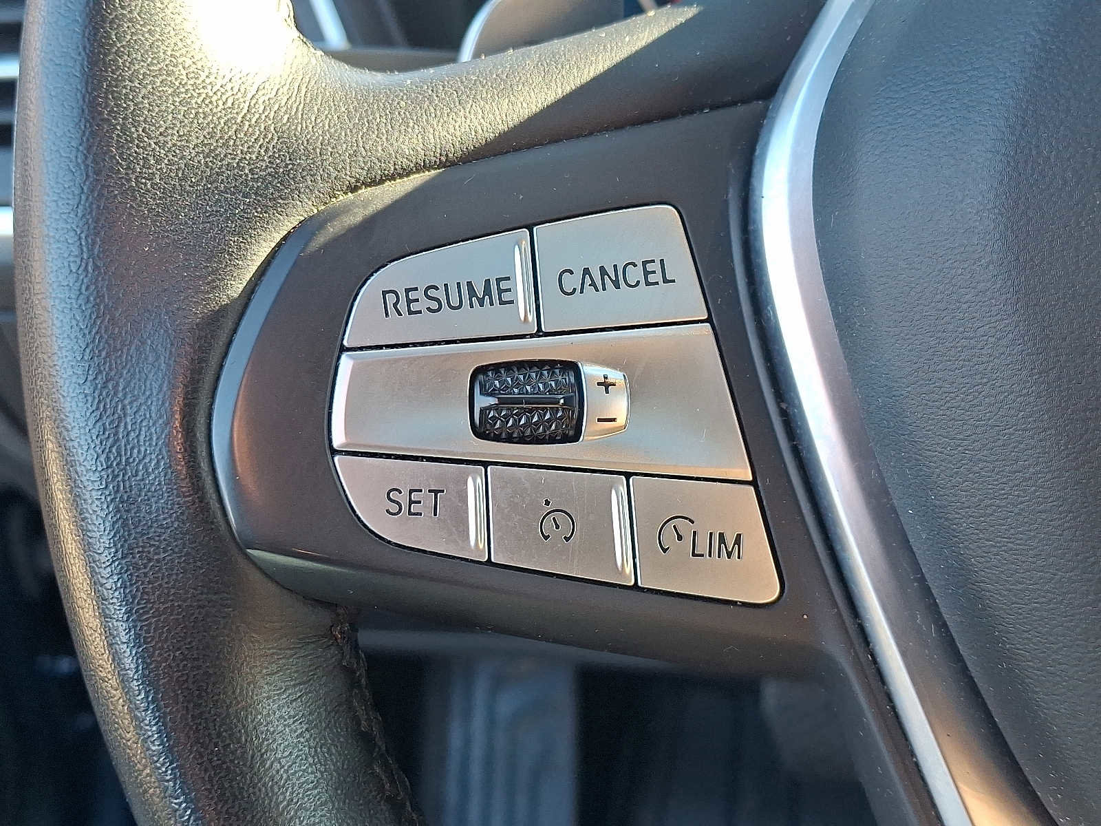 Used 2022 BMW X3 xDrive30i w/ Premium Package 2 image 22