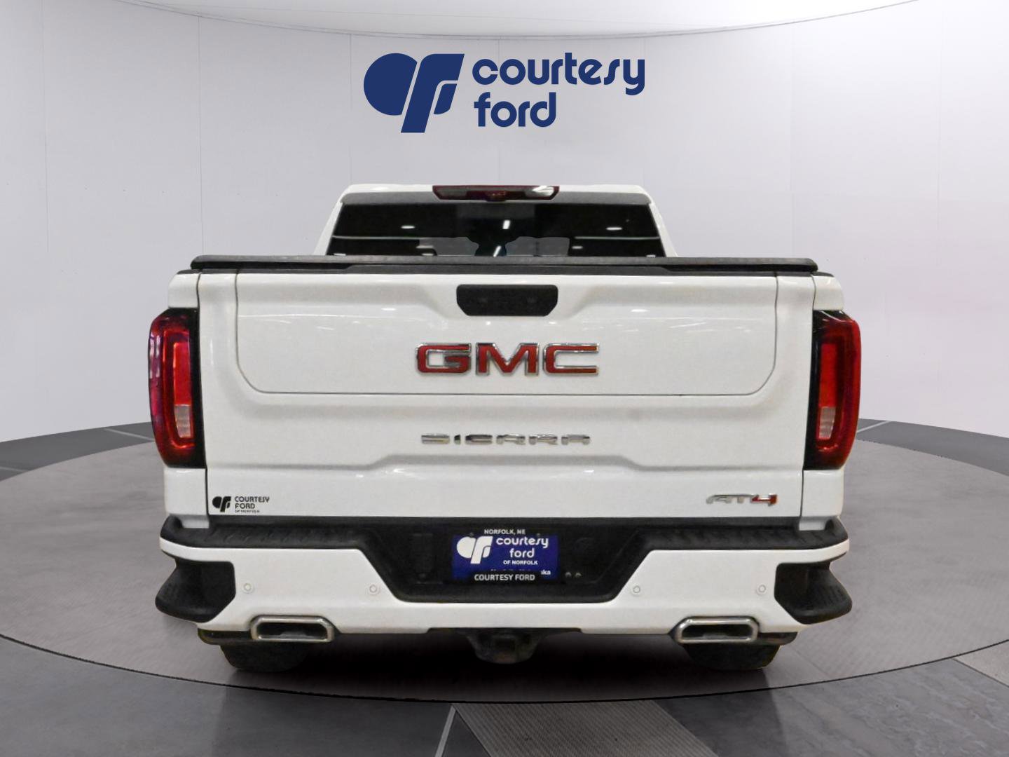 Used 2022 GMC Sierra 1500 AT4 w/ AT4 Premium Package image 7