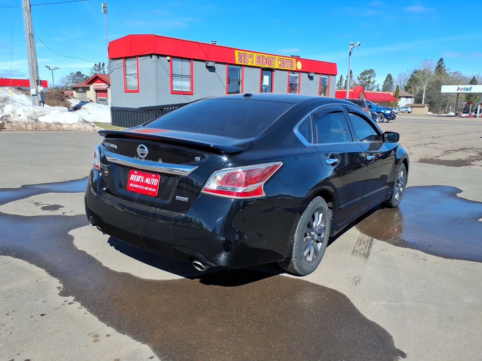 Used 2015 Nissan Altima 2.5 S w/ Special Edition Package image 6