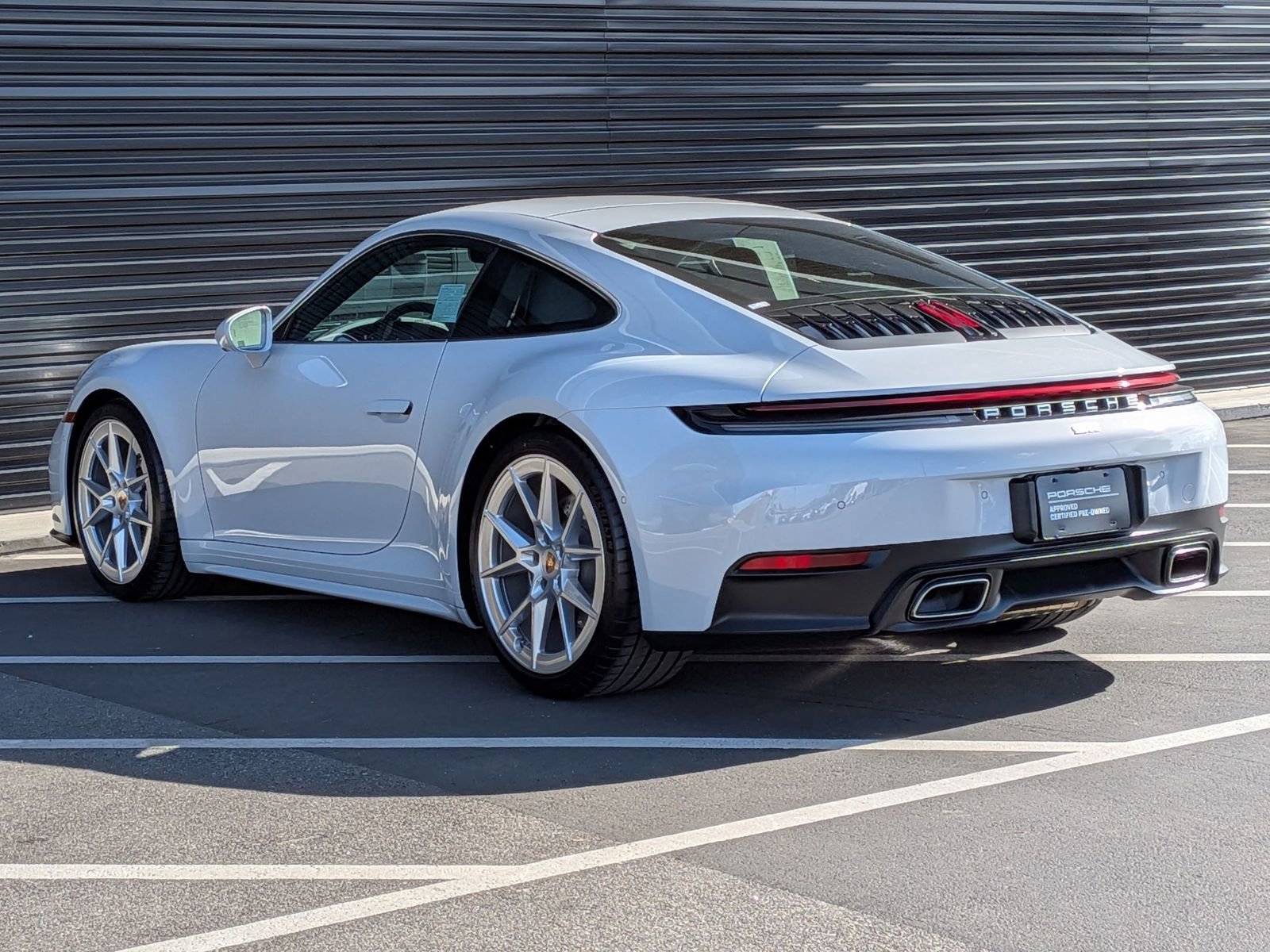 Certified 2025 Porsche 911 Carrera image 3