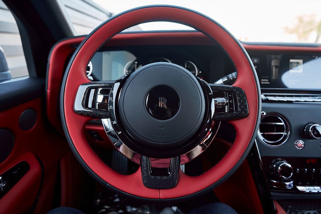 Used 2025 Rolls-Royce Cullinan Black Badge AWD/4WD image 57