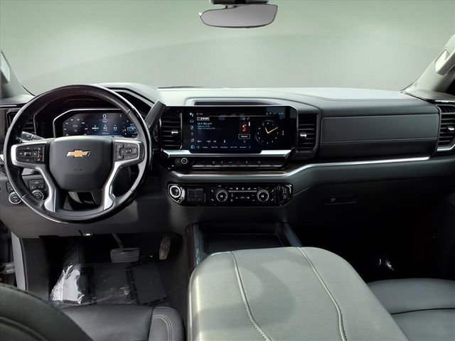 Used 2024 Chevrolet Silverado 2500 LT image 17