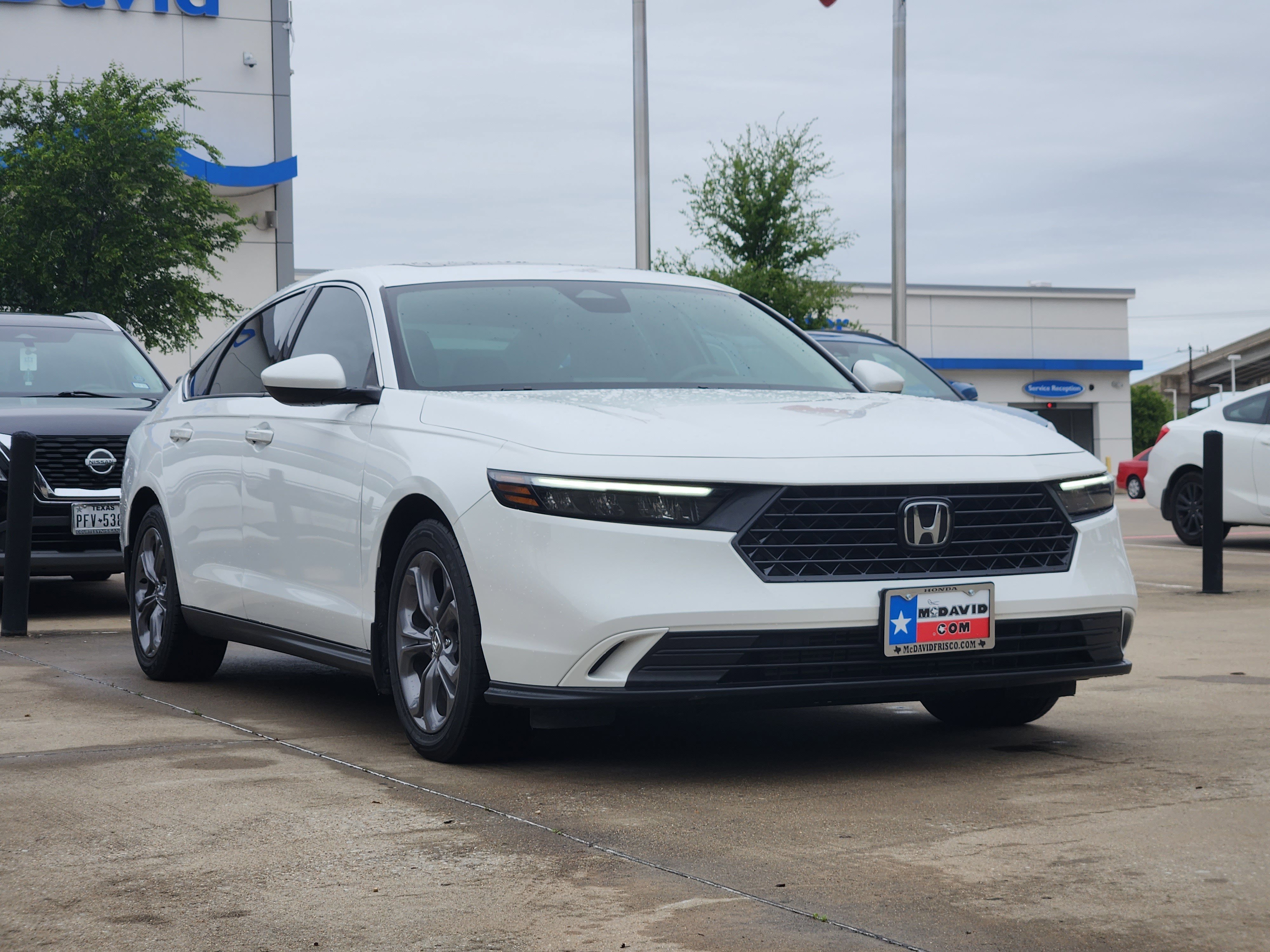 Used 2023 Honda Accord EX image 4