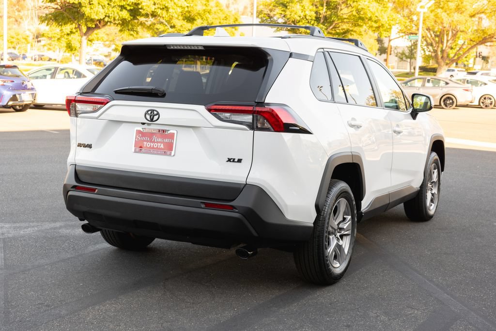 Certified 2024 Toyota RAV4 XLE w/ Convenience Package FWD image 5