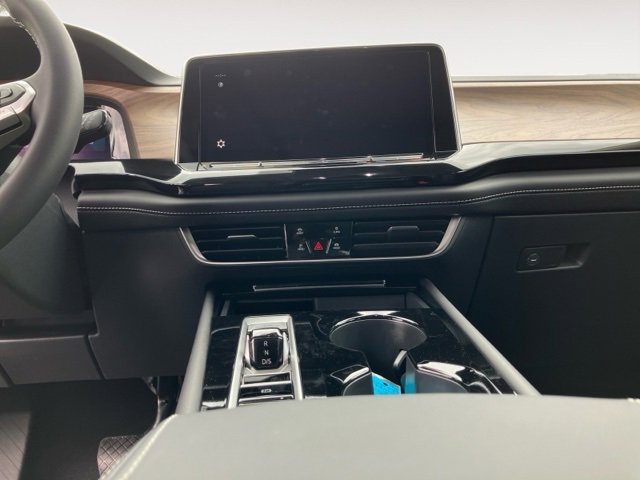 New 2025 Volkswagen Atlas SE image 14