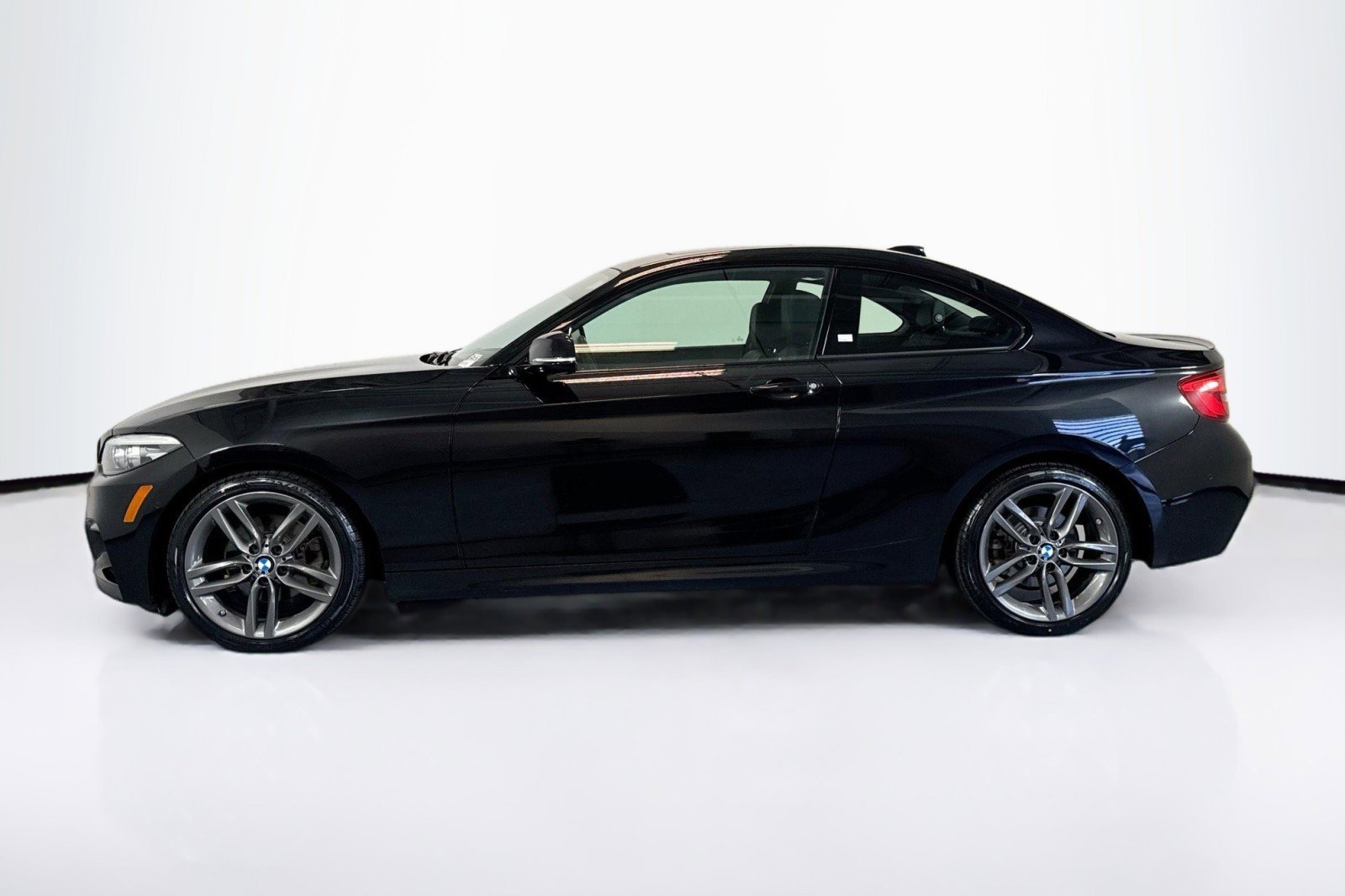 Used 2018 BMW 230i xDrive Coupe image 8
