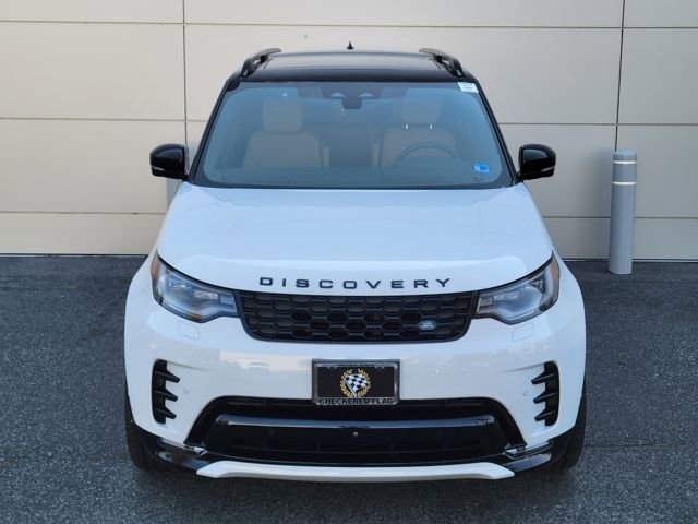 Used 2025 Land Rover Discovery Dynamic SE AWD/4WD image 8