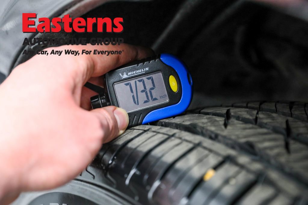 Used 2023 Toyota Venza XLE image 29