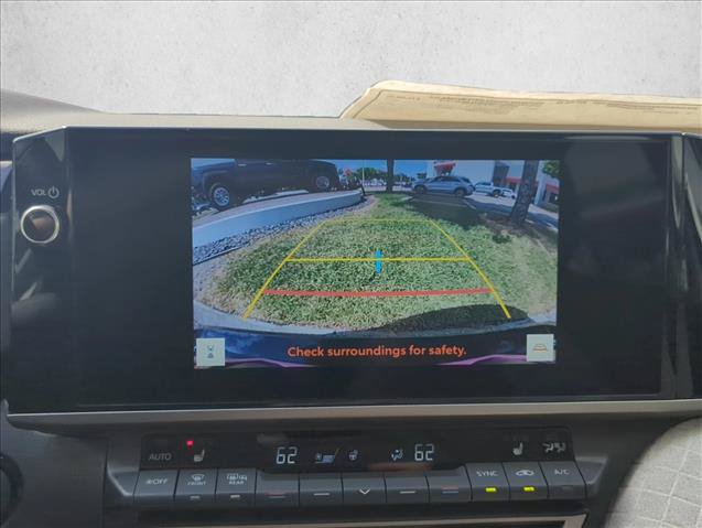 Used 2026 Toyota Camry XLE FWD image 19
