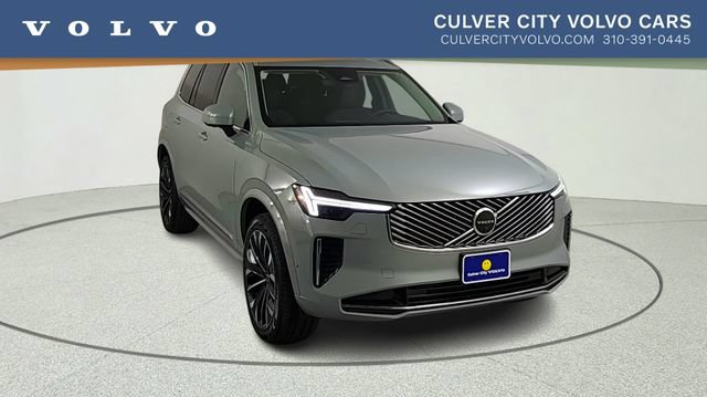New 2026 Volvo XC90 B6 Plus w/ Protection Package Premier