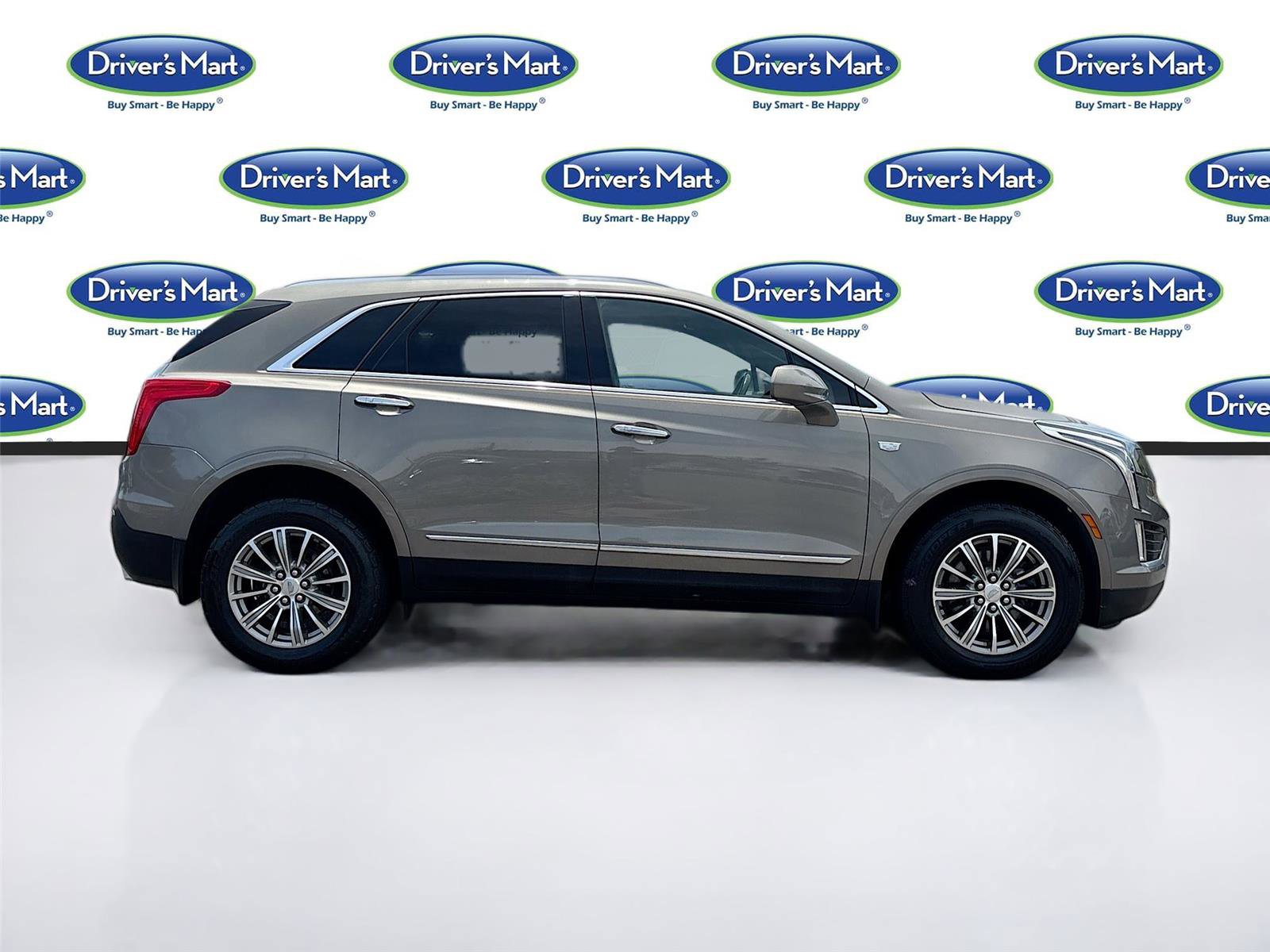 Used 2018 Cadillac XT5 Luxury w/ Driver Awareness Package image 9