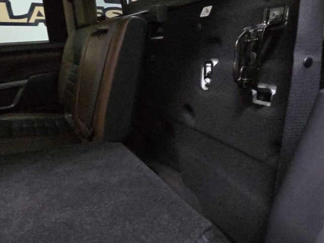 Used 2018 Nissan Titan Platinum Reserve w/ Platinum Utility Package image 12