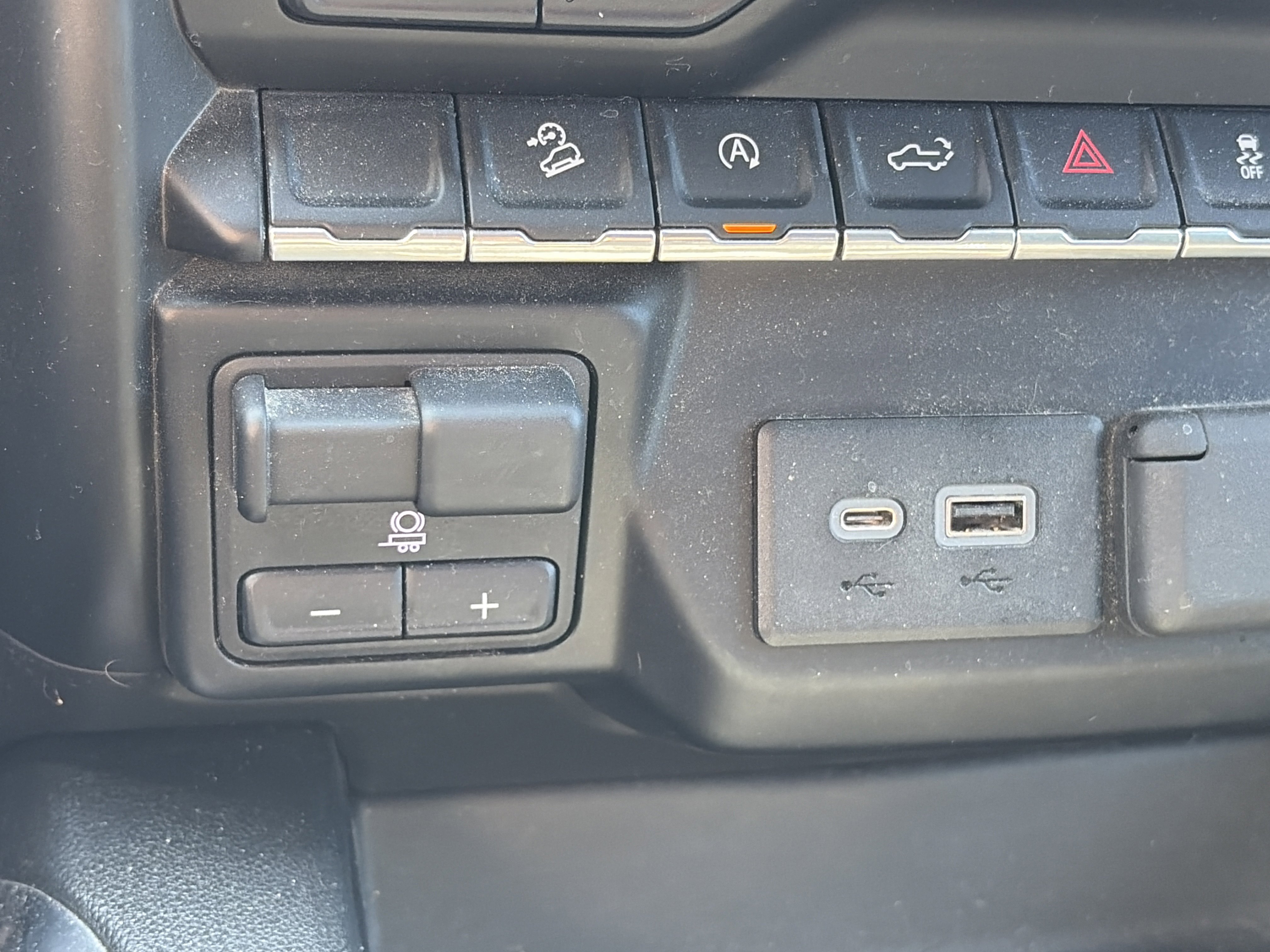 Used 2019 Chevrolet Silverado 1500 RST AWD/4WD image 31