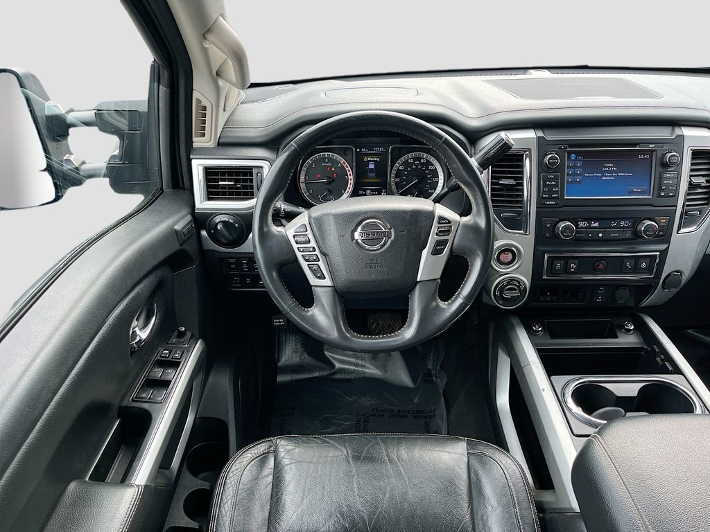 Used 2018 Nissan Titan PRO-4X w/ Pro-4x Convenience Package image 22