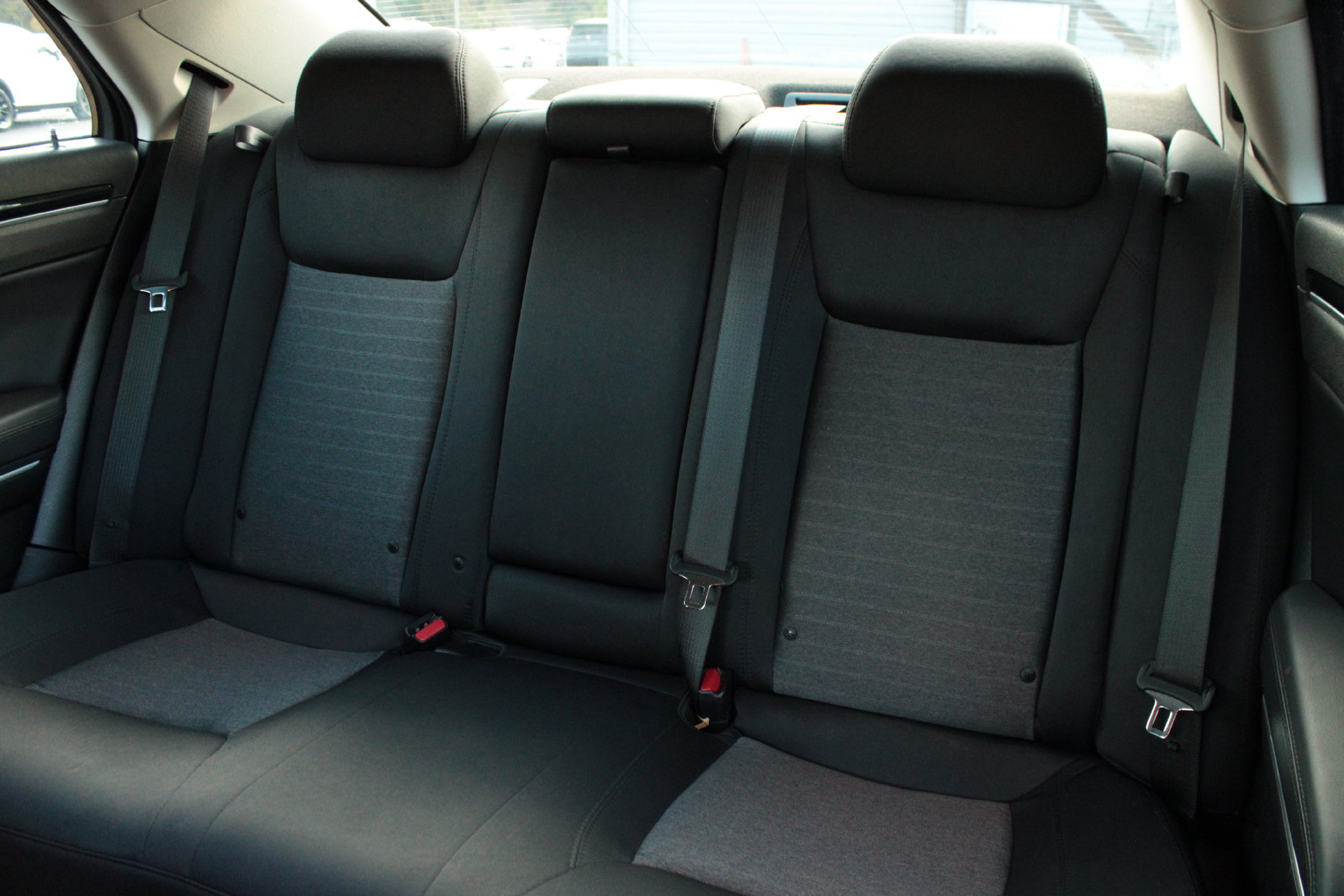 Used 2023 Chrysler 300 Touring w/ Sport Appearance Package RWD image 16