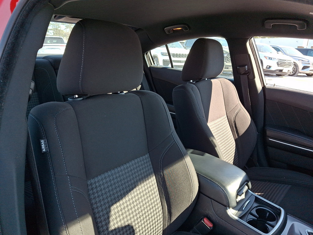 Used 2023 Dodge Charger SXT image 13