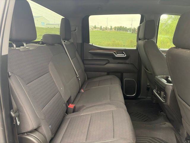 Used 2022 Chevrolet Silverado 1500 LT AWD/4WD image 13
