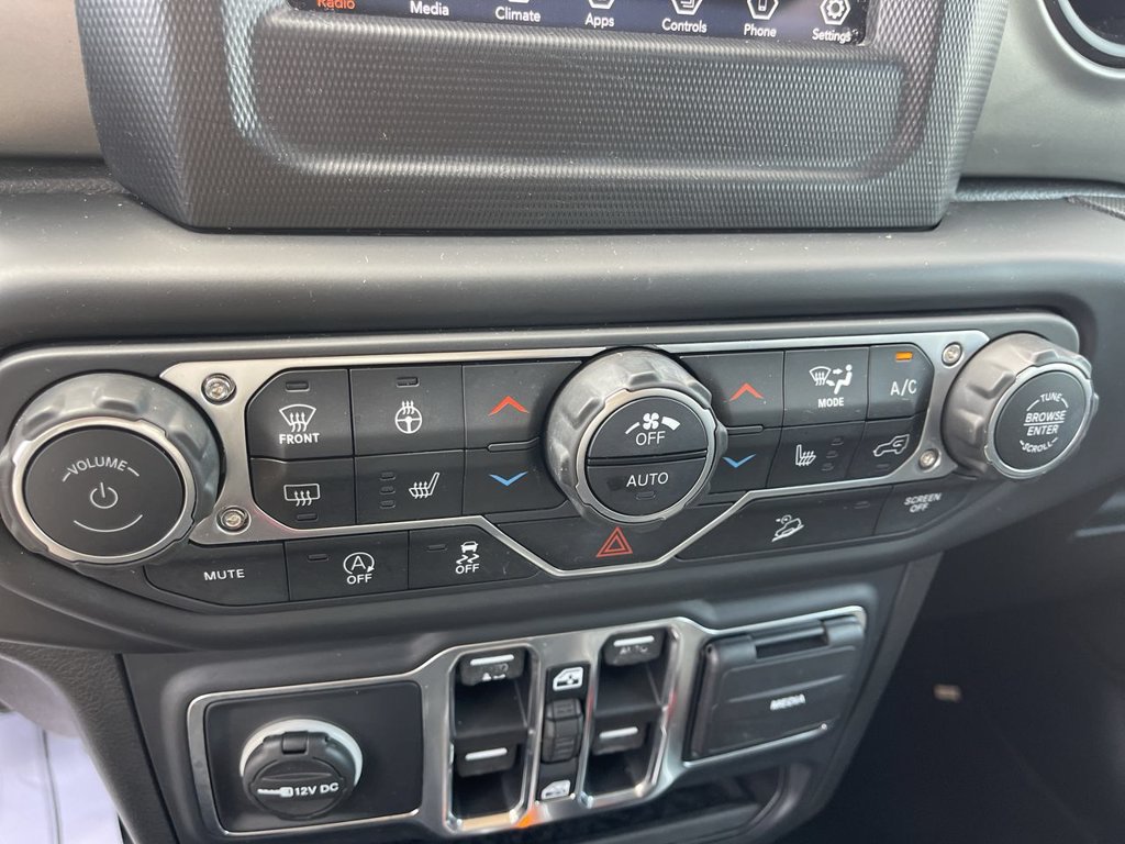 Used 2019 Jeep Wrangler Unlimited Sport S AWD/4WD image 18