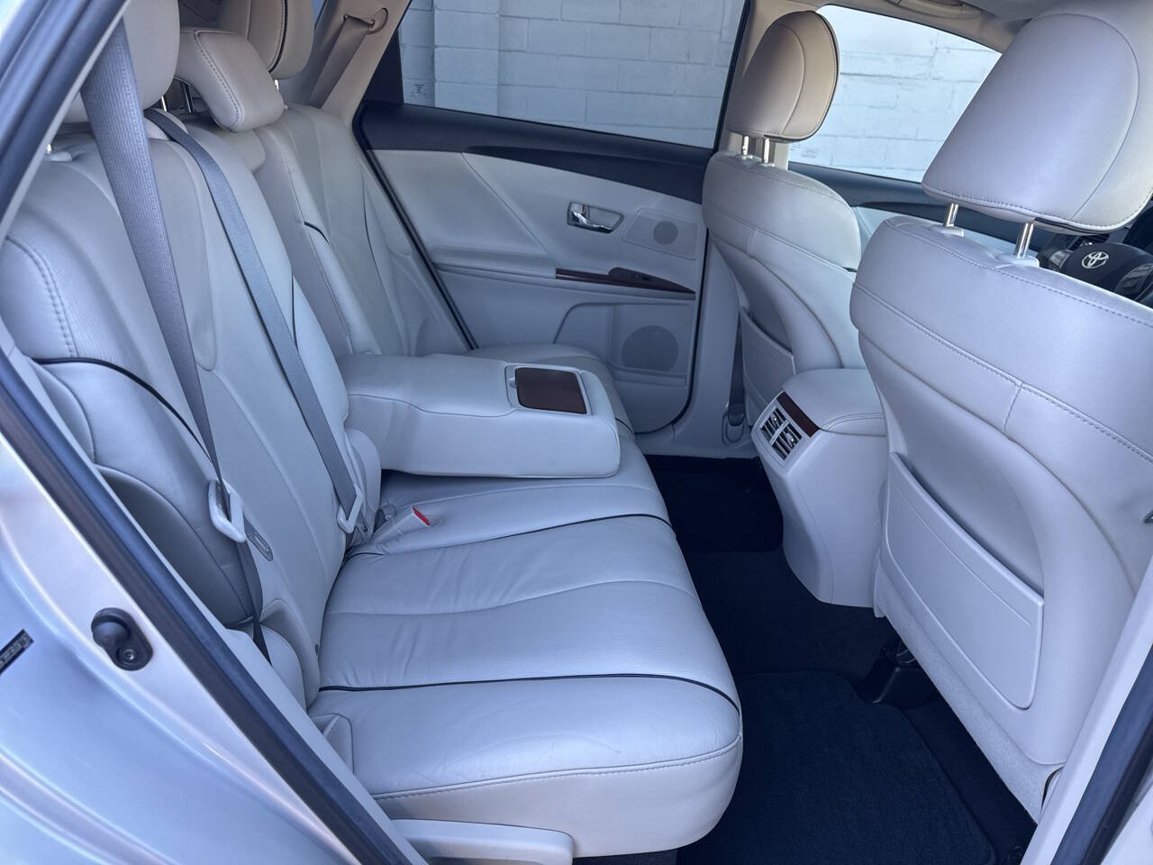 Used 2011 Toyota Venza AWD w/ Comfort Pkg image 21