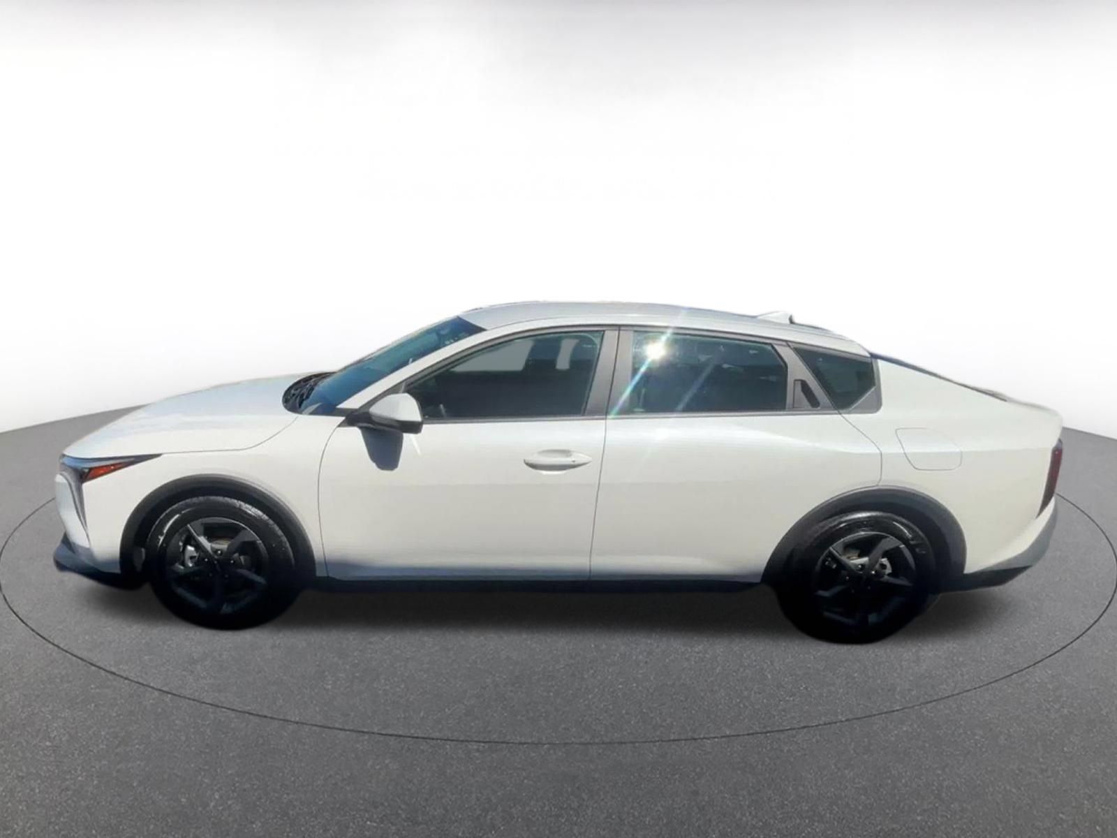 Used 2025 Kia K4 FWD image 8