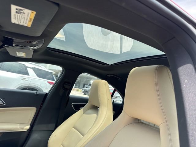 Used 2018 Mercedes-Benz CLA 250 4MATIC image 10