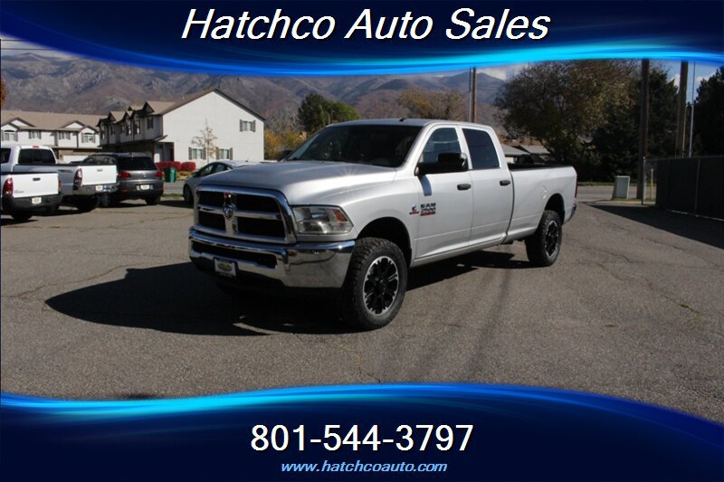 Used 2015 RAM 2500 Tradesman w/ Chrome Appearance Group AWD/4WD image 2