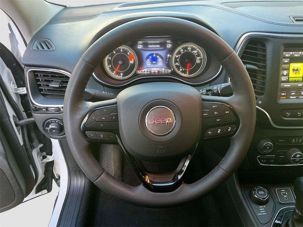 Used 2023 Jeep Cherokee Altitude Lux w/ Lux Elite Package image 11