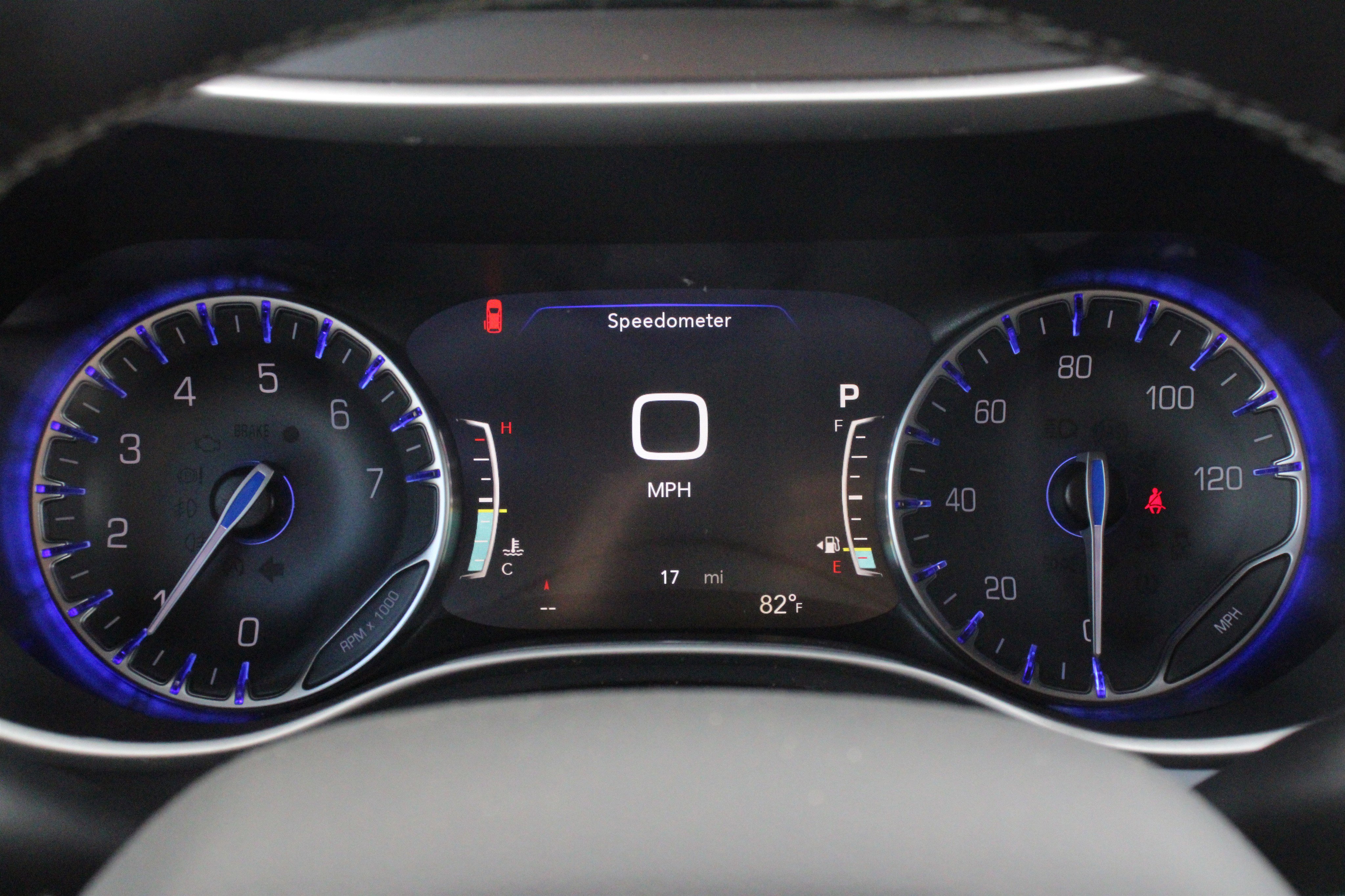 New 2026 Chrysler Pacifica Select FWD image 13