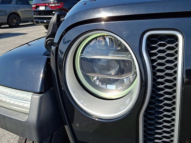 Used 2021 Jeep Wrangler Unlimited Sahara AWD/4WD image 9
