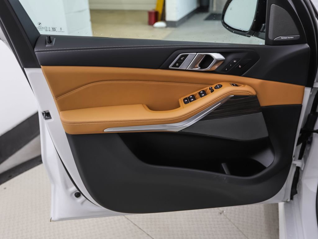 New 2026 BMW X5 xDrive40i image 9