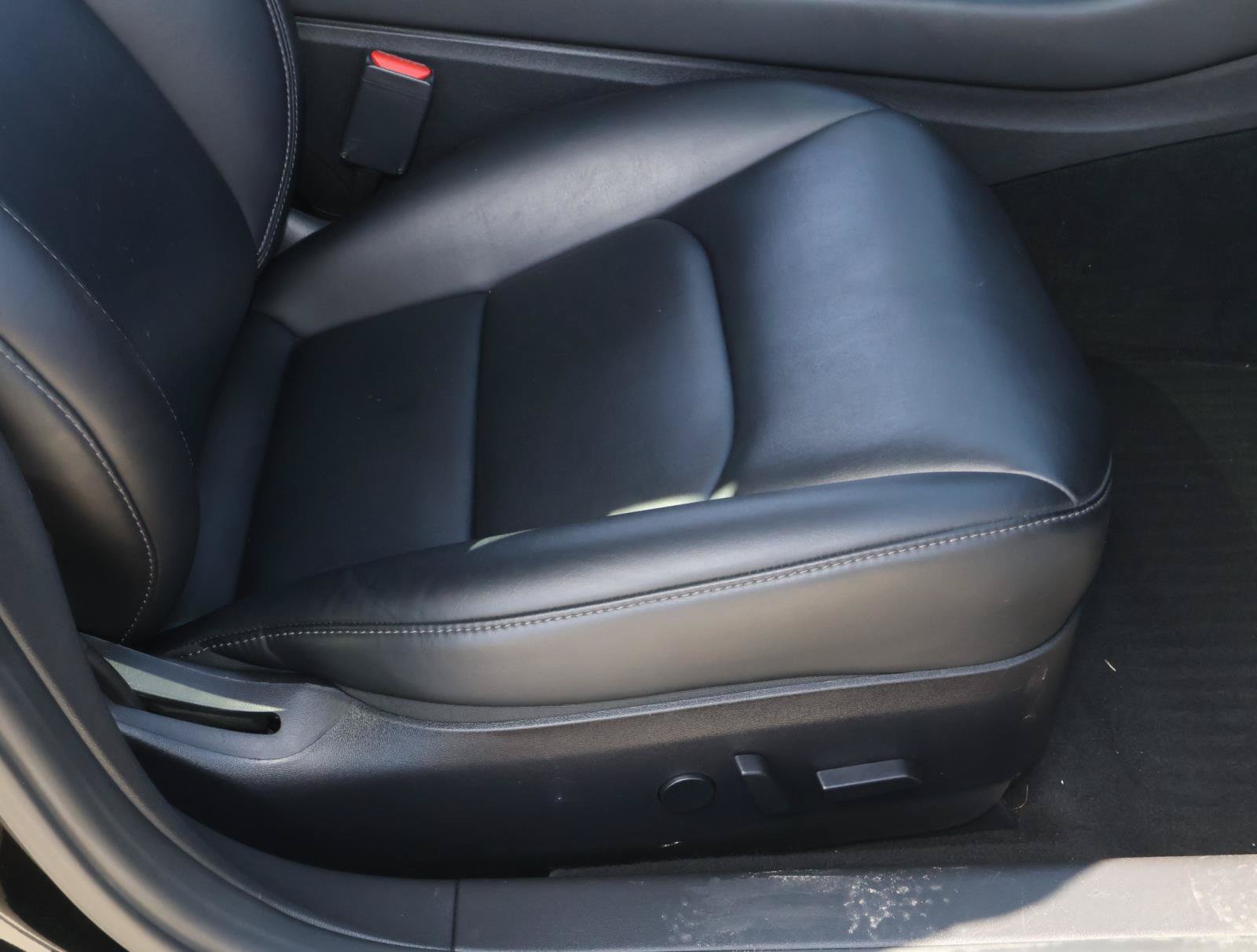 Used 2019 Tesla Model 3 Performance AWD/4WD image 17
