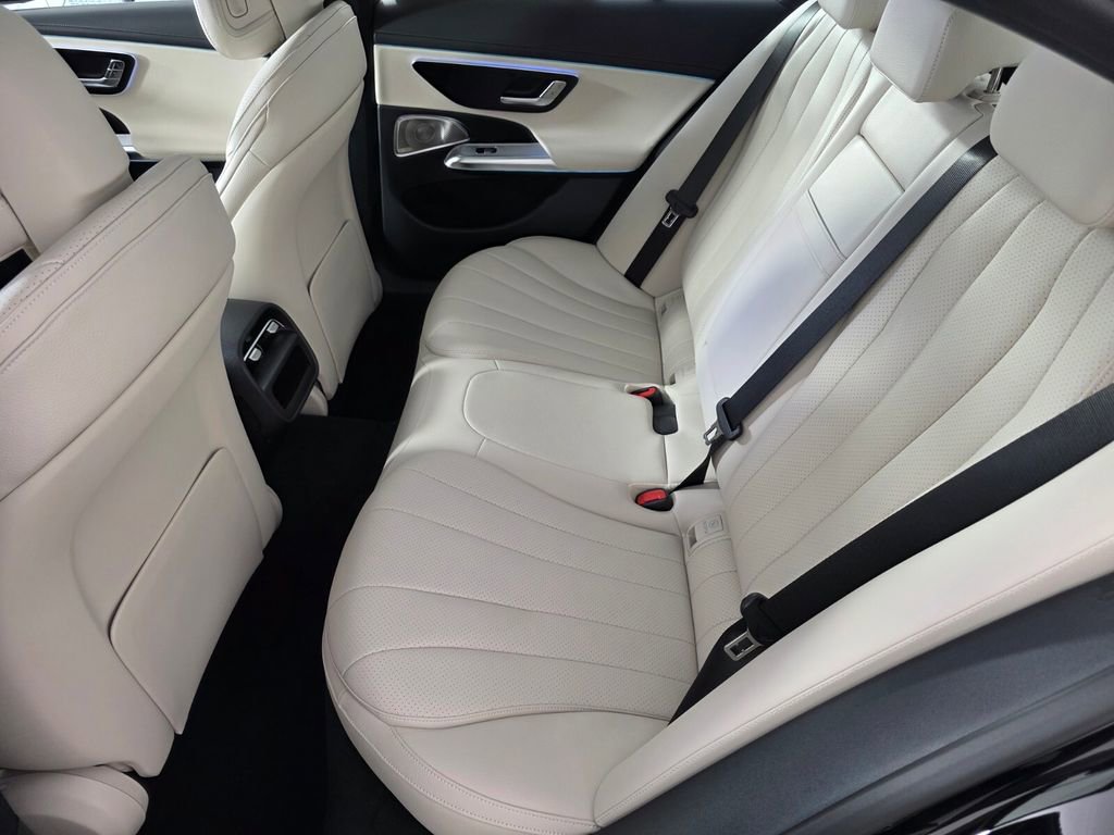New 2026 Mercedes-Benz E 350 Sedan image 11
