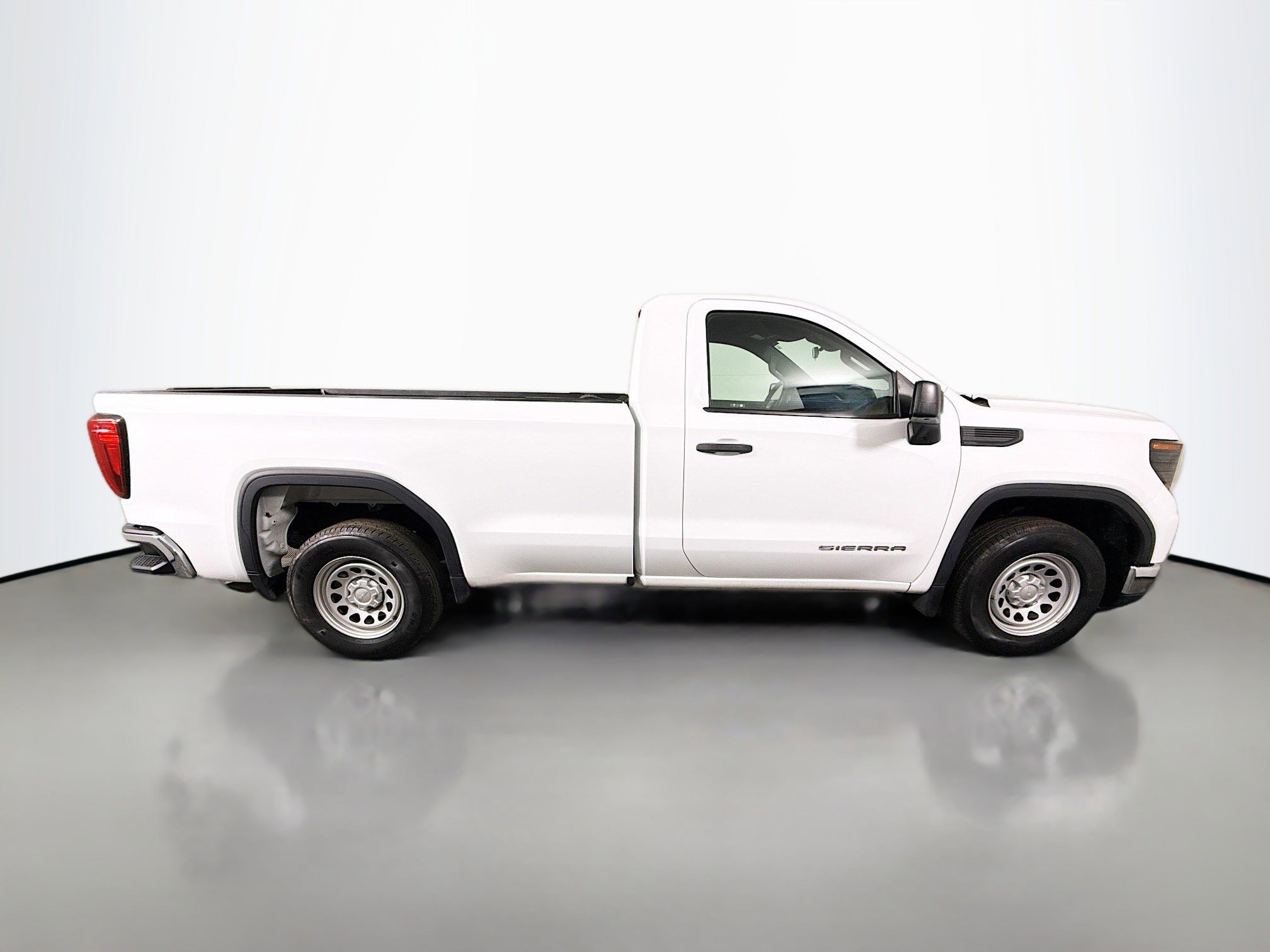 Used 2024 GMC Sierra 1500 Pro w/ Convenience Package image 11