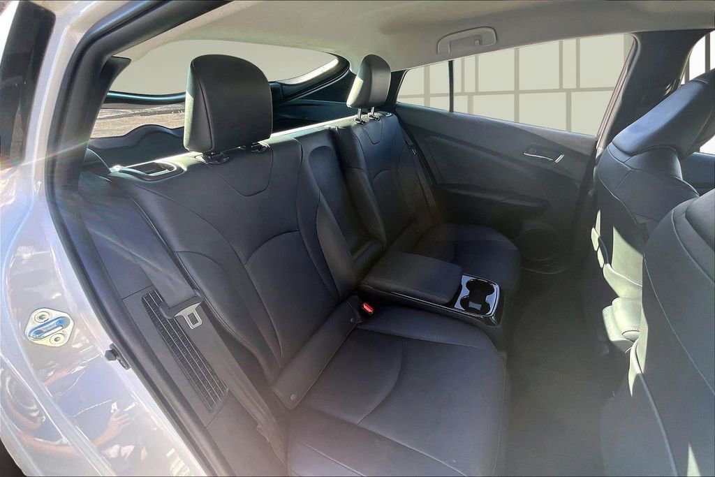 Used 2019 Toyota Prius Prime Advanced image 24