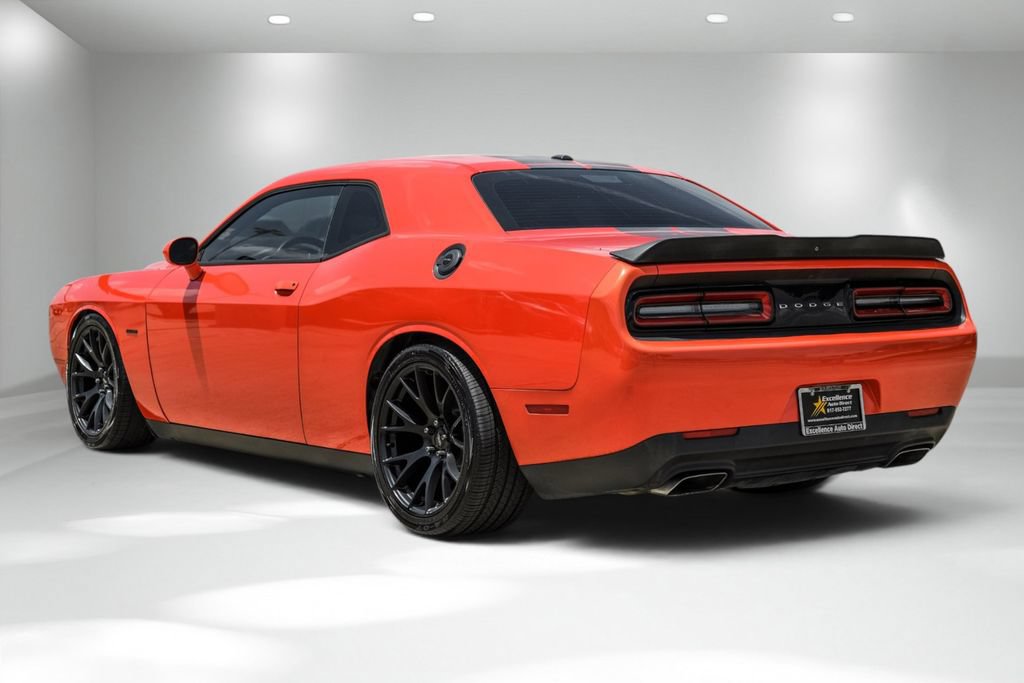 Used 2016 Dodge Challenger R/T w/ Blacktop Package RWD image 9