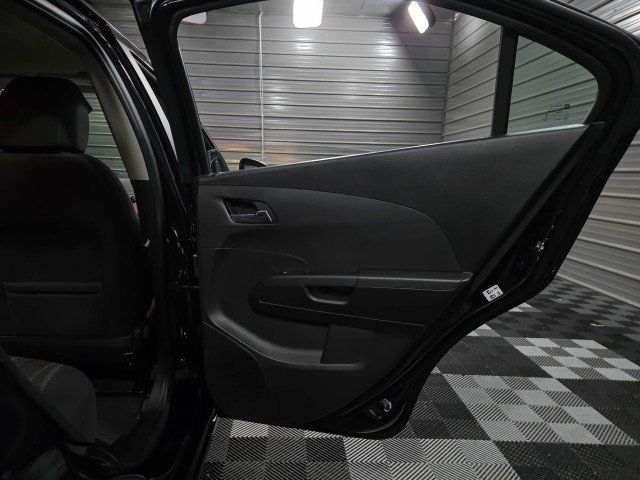 Used 2020 Chevrolet Sonic LT w/ Convenience Package image 32