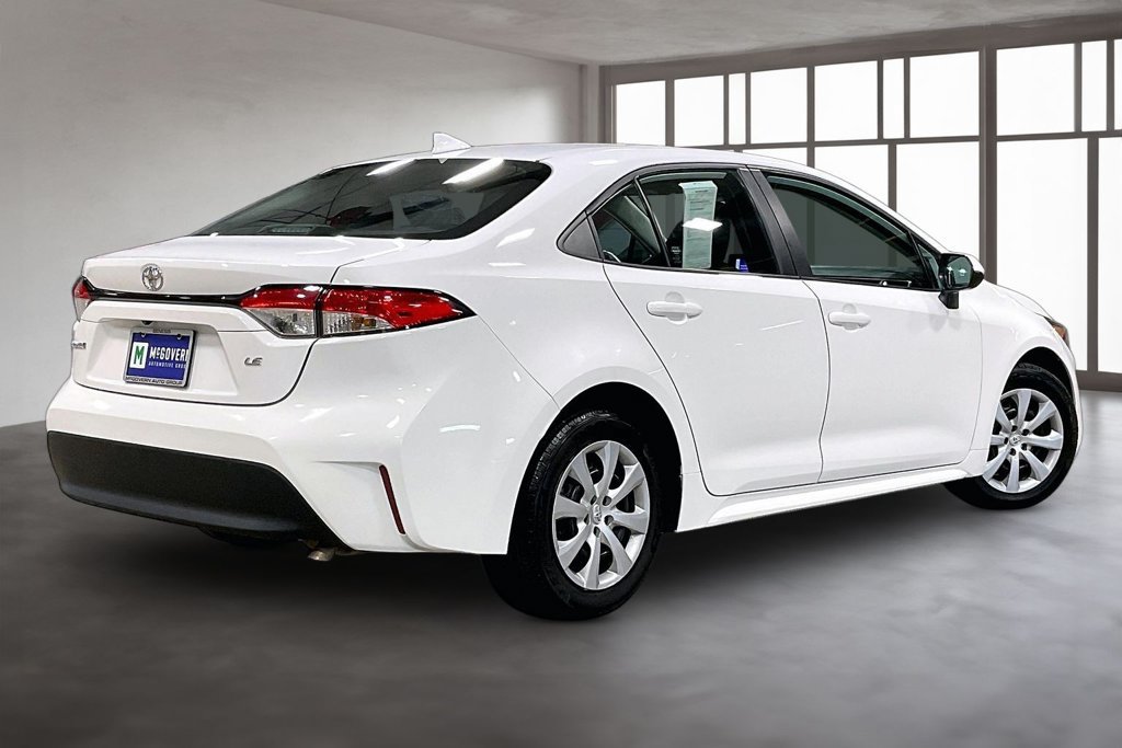 Used 2023 Toyota Corolla LE FWD image 7